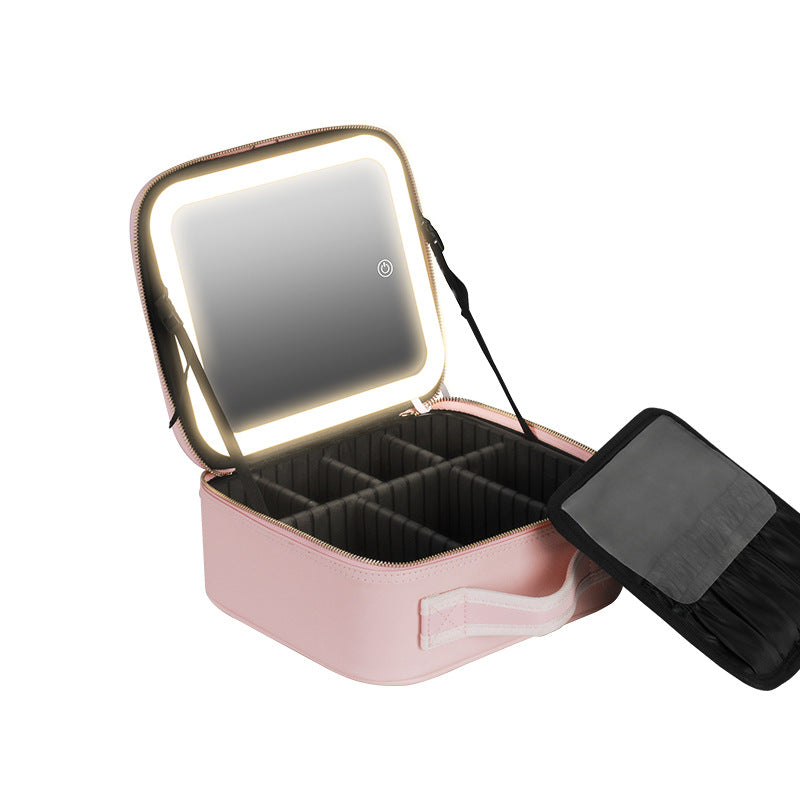 Neceser de maquillaje con espejo LED y divisores internos ajustables.